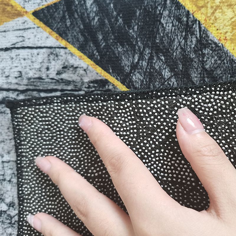 Gorgeous Grey Indoor Rug Polyester Graphic Rug Washable Rug for Home Decor