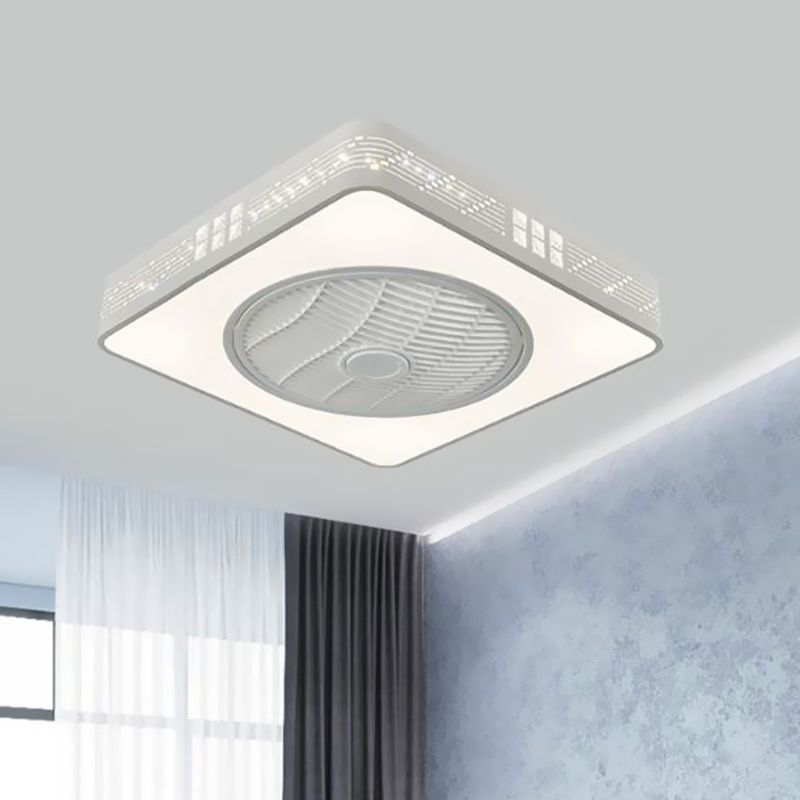 Éventail de ventilateur en acrylique linéaire / arbre LED SIMPLE LED CHAMBRE SEMI FUX FUX MONT ARMILATION EN BLANC avec 3 lames, 21,5 "W