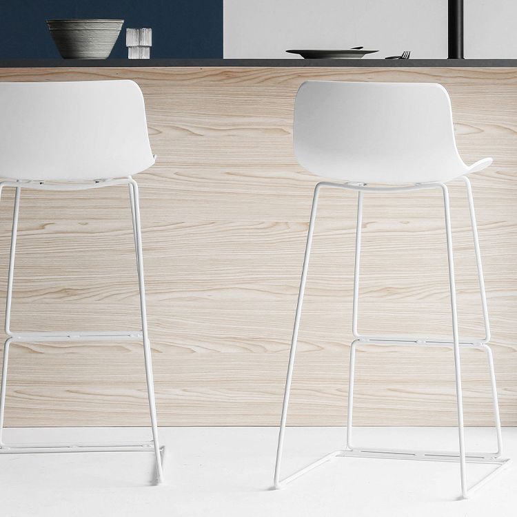 Modern Style Bar-stool Plastic Counter Bar Stool with Metal Legs for Kitchen