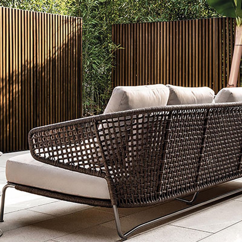 UV Resistant Metal Patio Sofa Outdoor Patio Sofa with Cushion