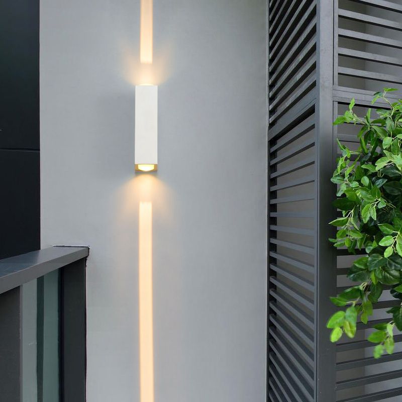 Metal Sconce Light Fixture Nordic Style LED Wall Light Sconce