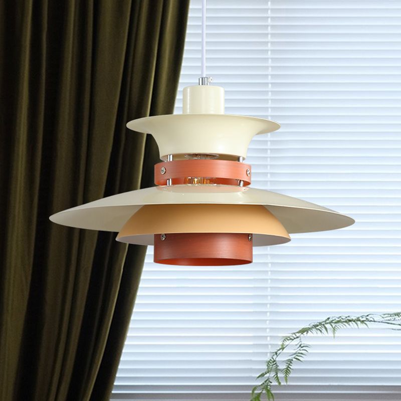 Éclairage de suspension à nuance écarquillée peu profonde Fixture d'éclairage en métal de style nordique en orange