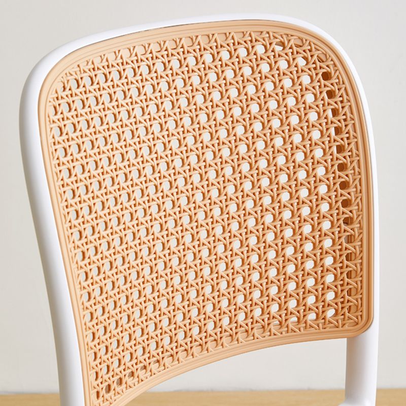 Barre de dossier et tabouret de comptoir