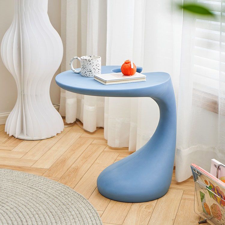 Naturally Shaped Accent Side Table Plastic C Side Table Side End Snack Table