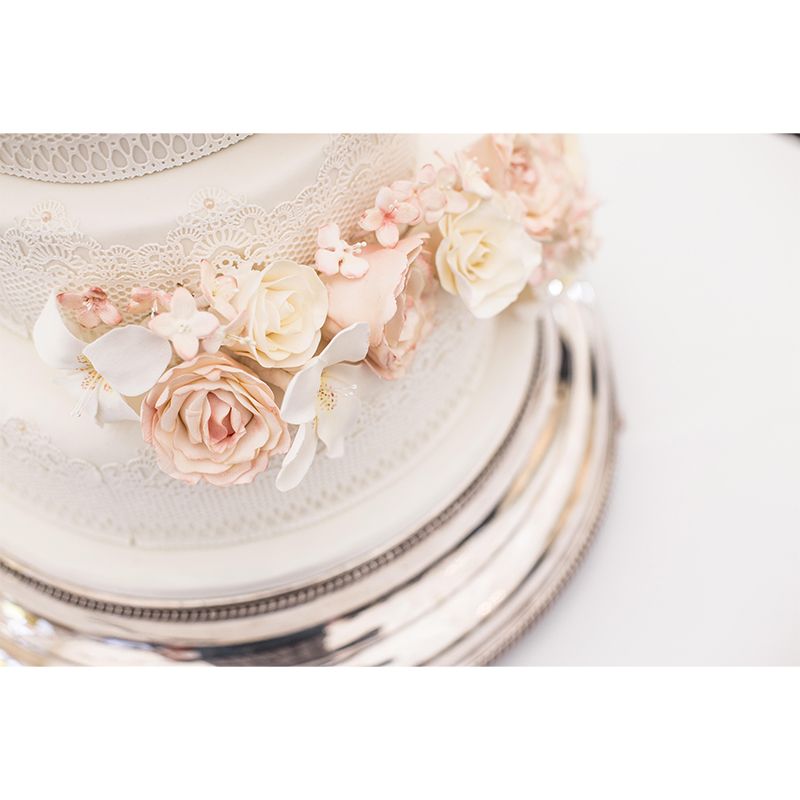 Modern Mural Dessert with Wedding Cake Pattern Wall Decor for Dessert Shop