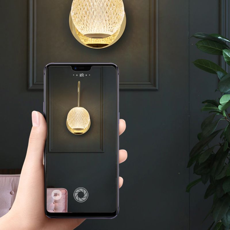 Ball Shade Metal Wall Sconce Modern Style Single Light Wall Mount Lighting in Gold
