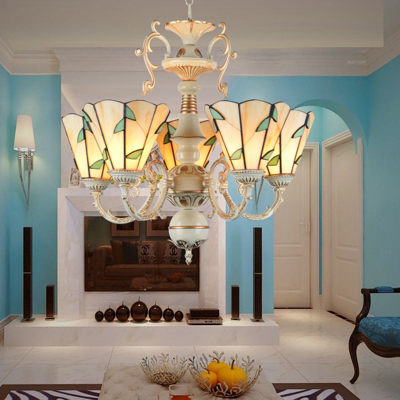 5 luci a cono il lampadario soffitto macchiato di vetro lampada sospensione tiffany con motivo a foglia in beige