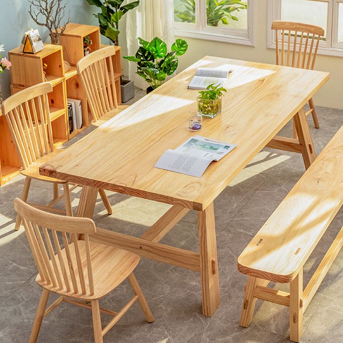 Rechteck Kiefer Massivholz Tisch Moderner Innentisch mit Trestle Basis für das Restaurant