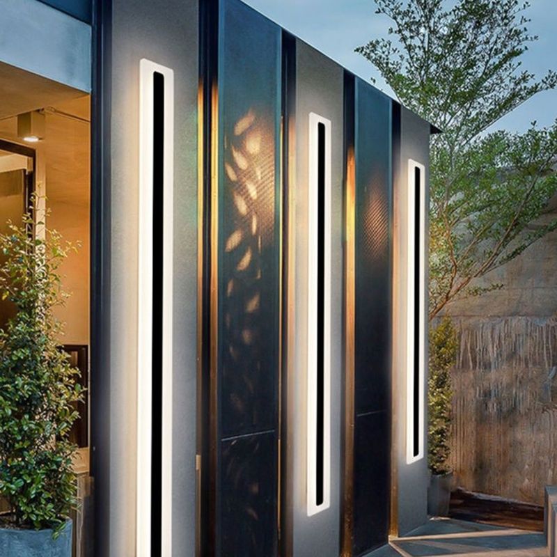 Metal Linear Shape Wall Light Modern 1 Light Wall Mount Fixture in Black