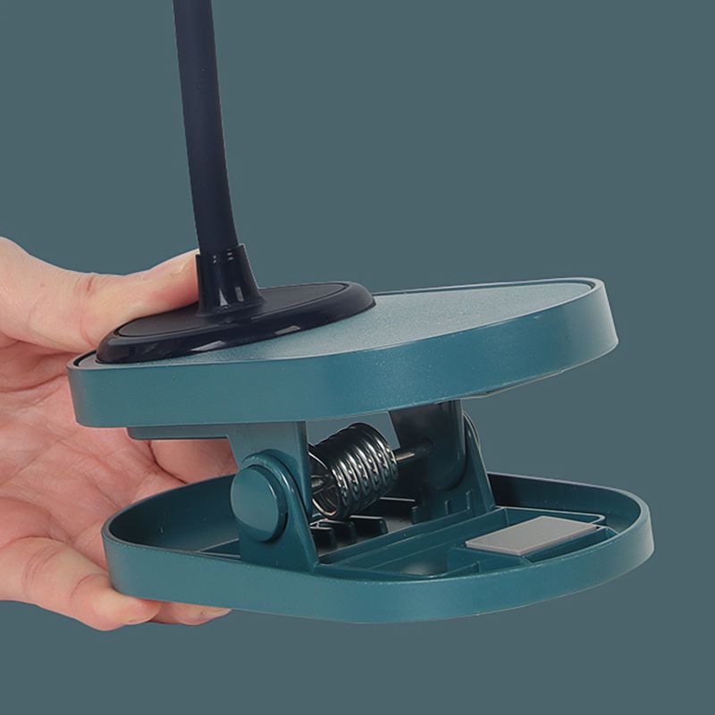 Lámpara de escritorio de sujetador con forma de diamante Macaron de plástico para la habitación de la habitación del niño recargable Luz de estudio LED