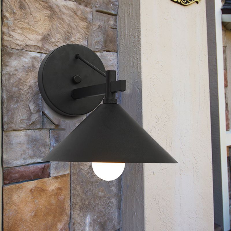 Metal Cone Wall Hanging Light Vintage 1 Light Outdoor Sconce Lighting Fixture in Black/Antique Brass/Aged Silver