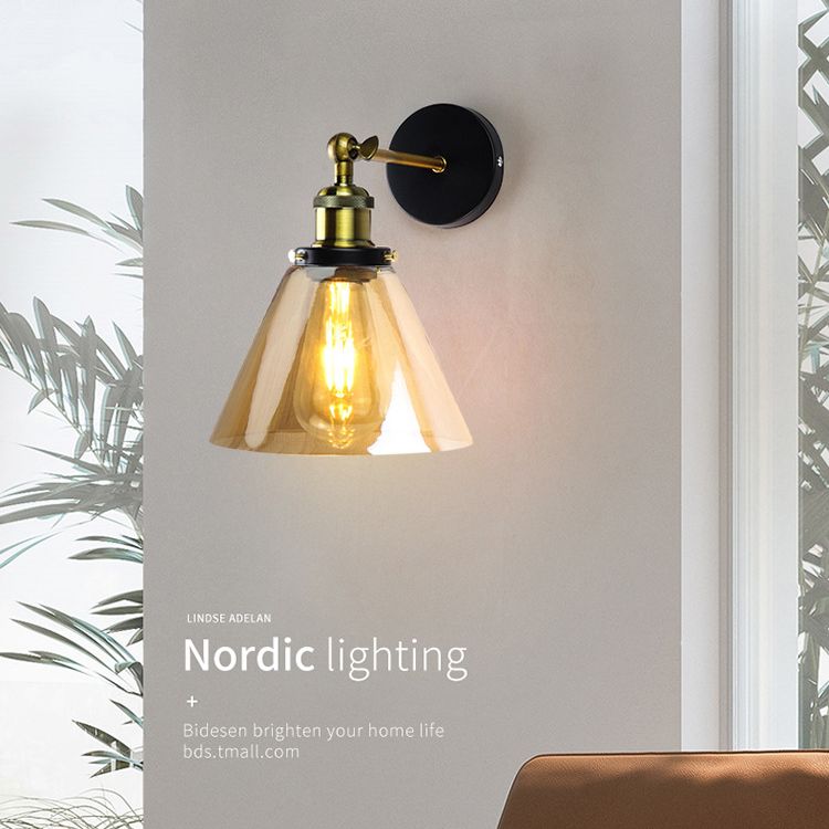 Geometric Shade Wall Lighting Modern Simple Style Glass 1 Light Sconce Light in Amber