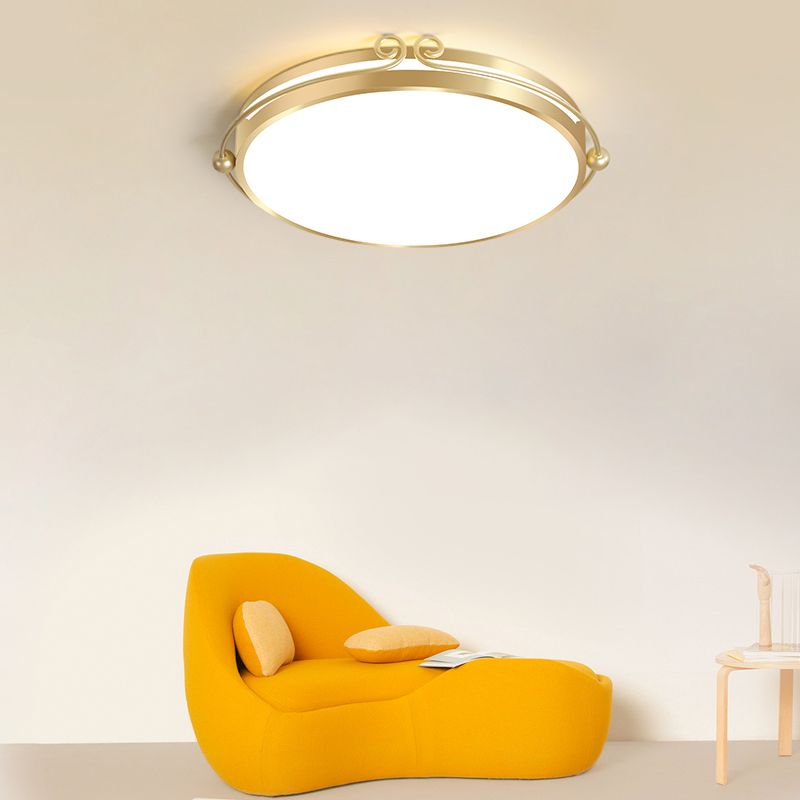 Gold Finish Rund Flush Licht Einfache Acryl LED Deckenhalterung Lampe mit Wirbeldekoration