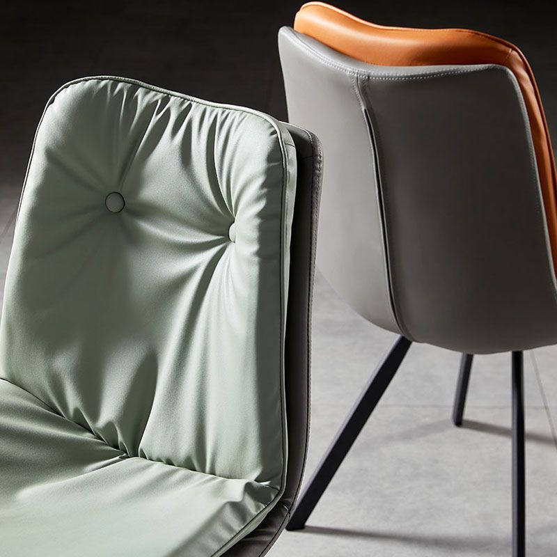 Sillas laterales con respaldo sólido sin brazos de diseño minimalista Sillas de comedor de cuero