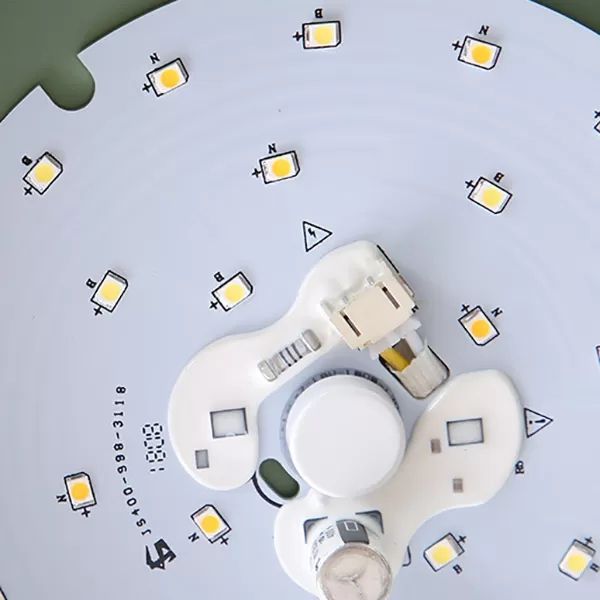 Macaron Fashion Round Top Light Metal Wood 3 Light cafe Room Light color Tune half embelled Top Light