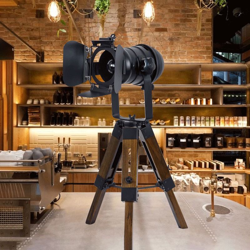 1 lampe de table de nuit en métal clair