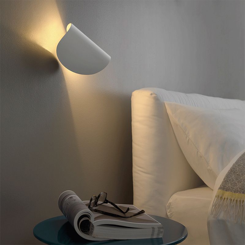 Modern Simple Metal Wall Light Arc Shape Rotatable Wall Lamp for Living Room