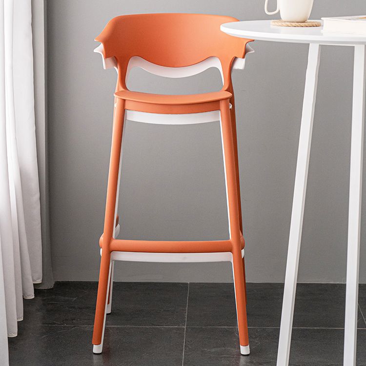 Nordic Stackable Bar-stool Plastic Counter Bar Stool with Plastic Legs for Home