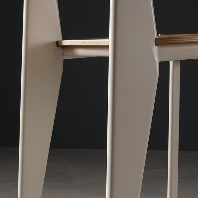 Sedia da pranzo in stile contemporaneo sedia in metallo con gambe in legno