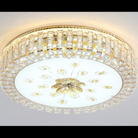 Modern Luxurious Crystal Flush Mount Ceiling Lamp Round Shape LED Flush Mount Lighting for Bedroom