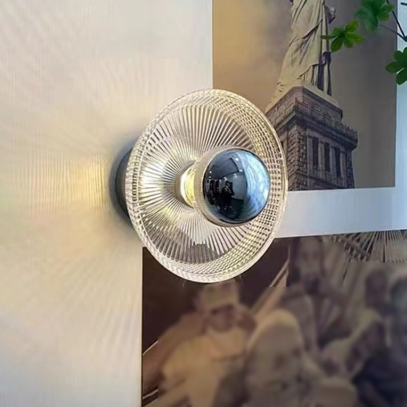 1 Light Round Wall Sconce in Clear & Chrome Glass Modern Wall Fixture