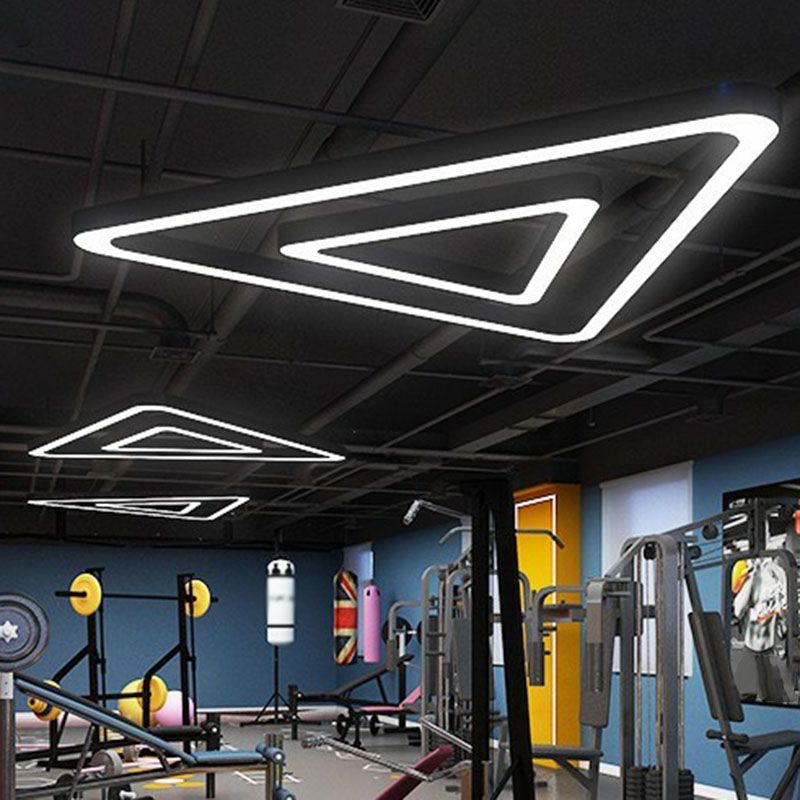 Luz de lámpara de gimnasio acrílico de LED triangular de estilo moderno de estilo moderno en negro