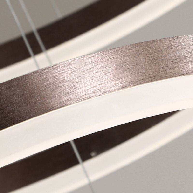 Luces de araña de forma de la rueda Accesorios de iluminación de araña de metal modernos en marrón