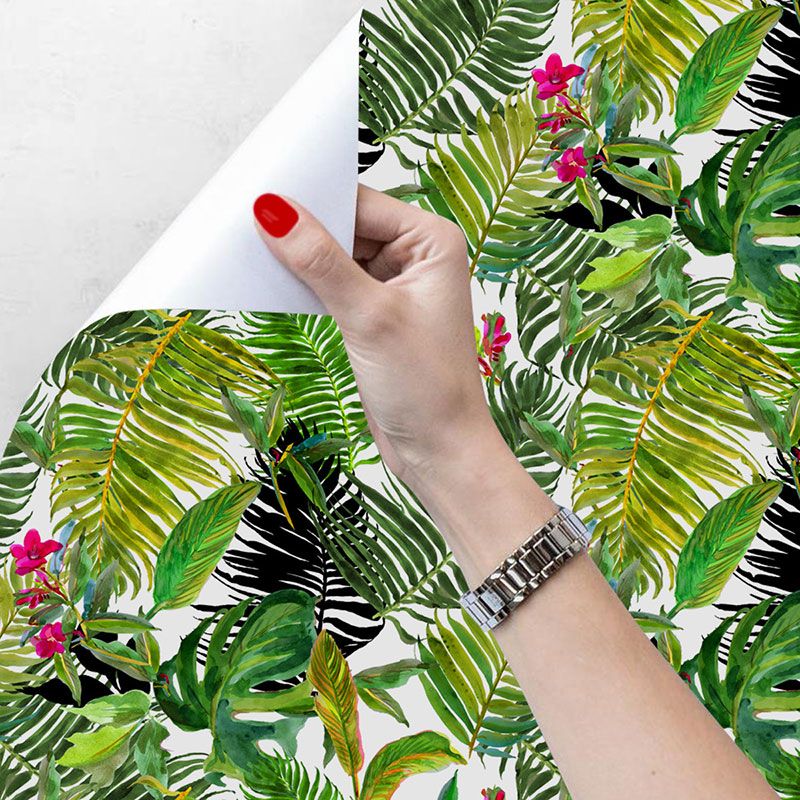 Green and Red Minimalist Wallpaper 29.1 sq ft. Palm Tree Wall Covering for Thai Restaurant