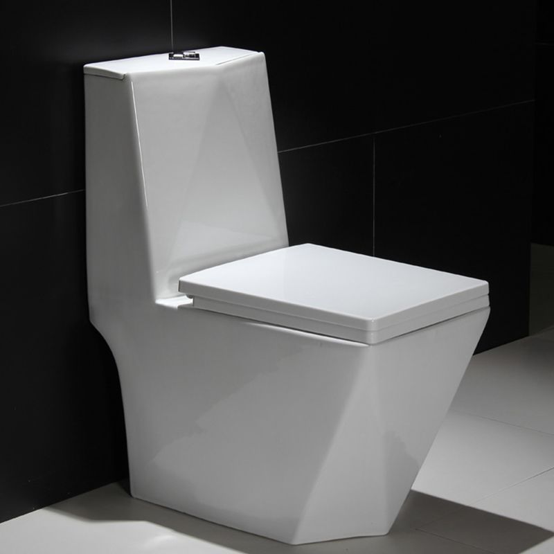 Skirted Toilet Traditional Floor Mount One-Piece Toilet with Slow Close Seat