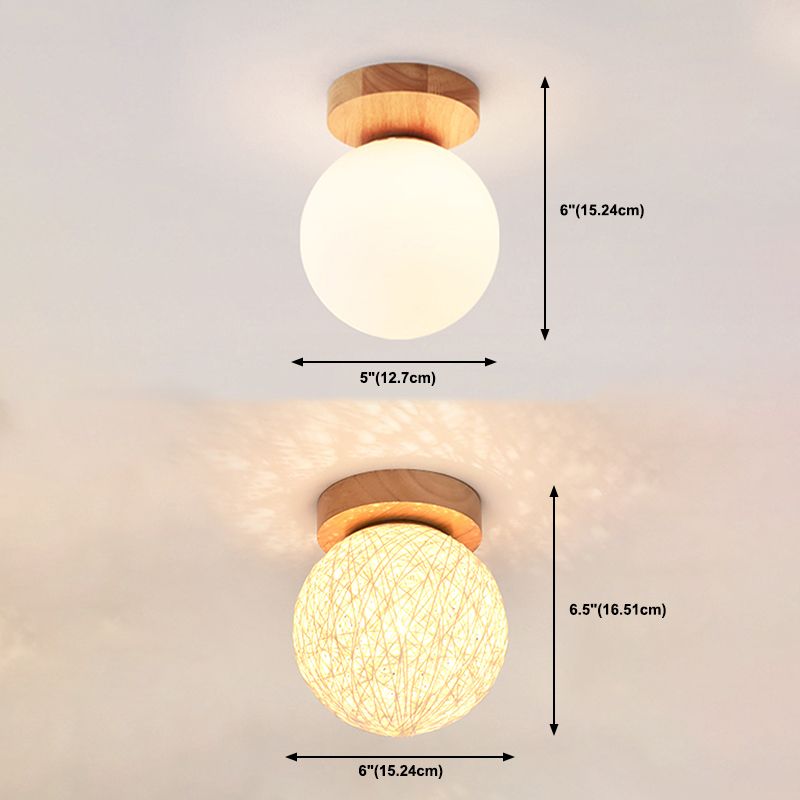 Moderne, schattige Deckeneinbauleuchte aus hellem Holz, Gang-Deckenleuchte aus Holz