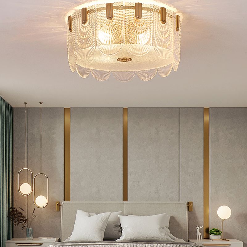 Gold Metal Flush Mount Light Armaturen Traditionele Drum Slaapkamer Flush Plafond Lampen met Glas Shade