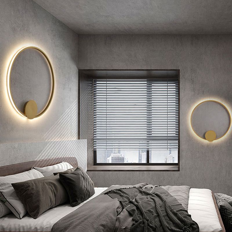 Modern Style Linear Shape Wall Sconce Metal 1 Light Sconce Lighting for Living Room