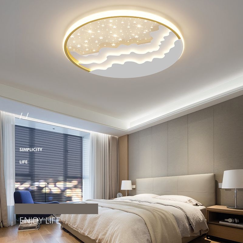 Round Flush Mount Light Modern LED Ceiling Light Fixture with Metal Shade for Bedroom