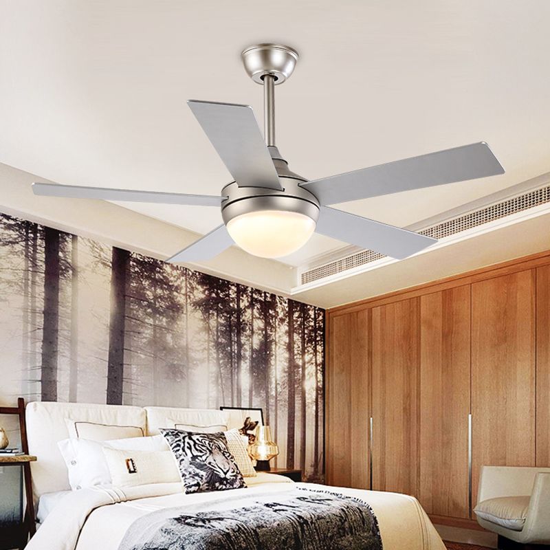 Modern Dome Semi Flush Lighting 48 "brede LED metallic plafondventilator Lamp in zilver voor woonkamer met 5 heldere messen