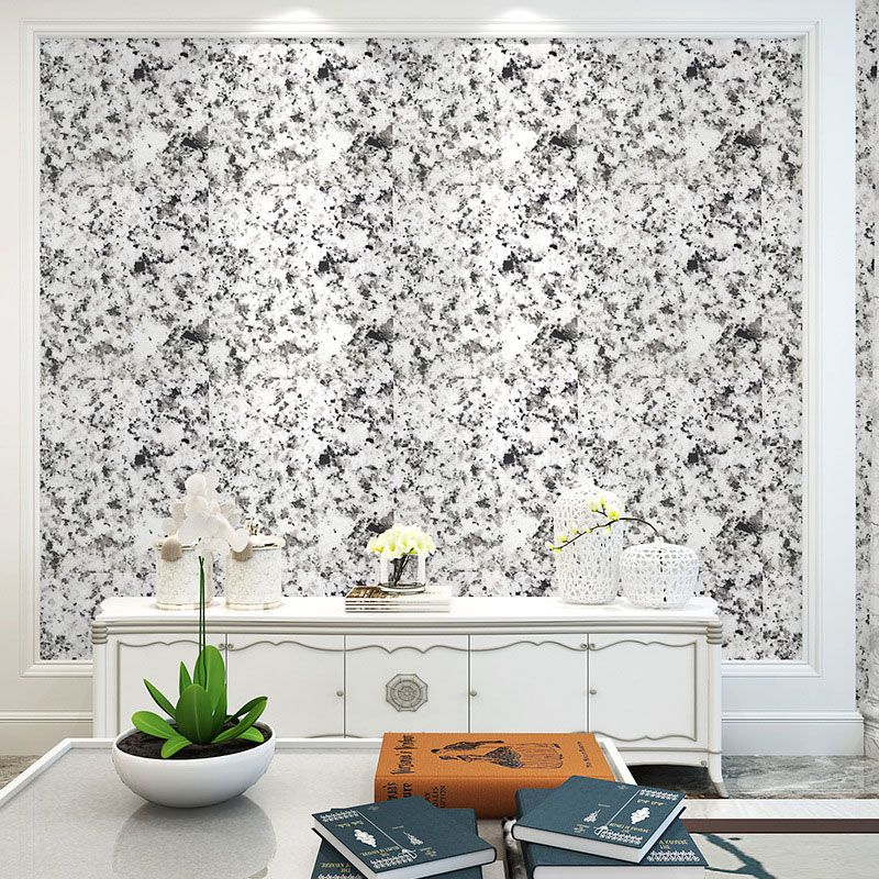Marble Effect Wallpaper Roll for Living Room Decoration Self-Adhesive Wall Covering in Black and White, Stain-Resistant