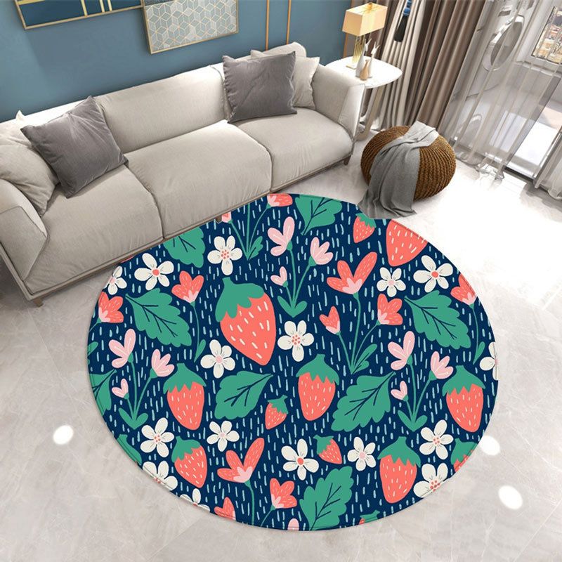 Round Strawberry Pattern Carpet Polyester Natural Rug Stain Resistant Area Carpet for Living Room