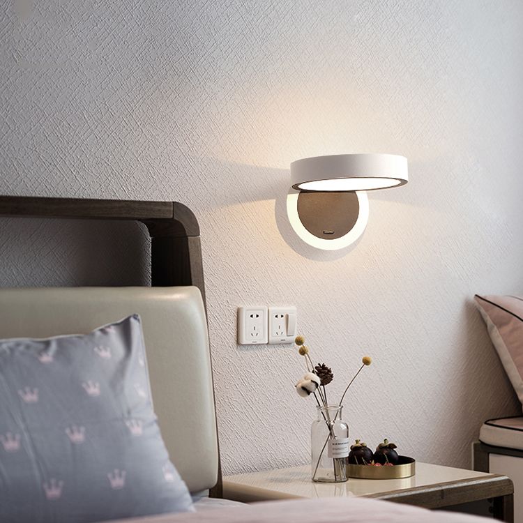 Modern Metal 1-Light Wall Mount Lamp Adjustable Round Wall Sconce for Bedroom
