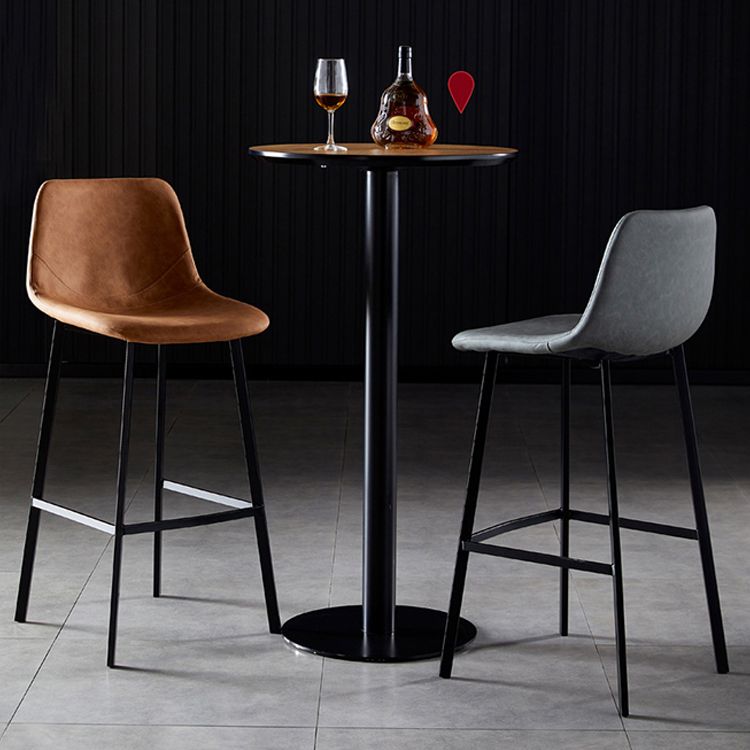Scandinavian Leather Restaurant Stool Matte Finish Footrest Barstool