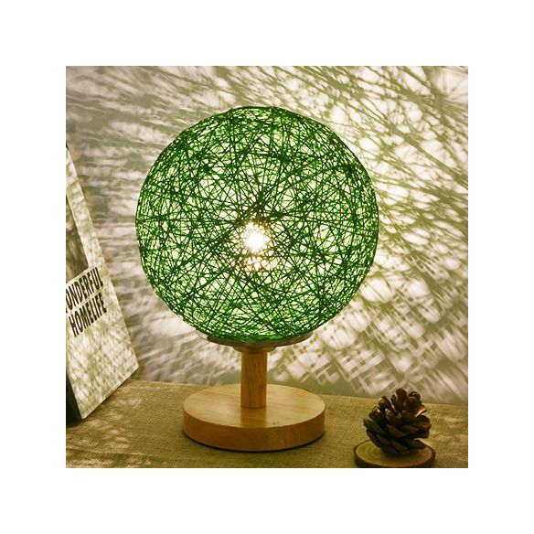 Lampada da tavolo intrecciata a mano rattan Contemporary 6 "/7" W 1 Lulb Light/Red Table Light con ombra globale e base in legno