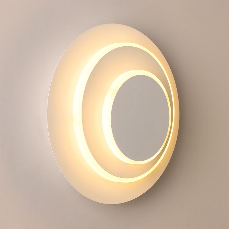 Lámpara de pared LED de estilo nórdico redondo de 3 capas 350 ° Luz de aplicador creativo de diseño creativo rotativo en blanco