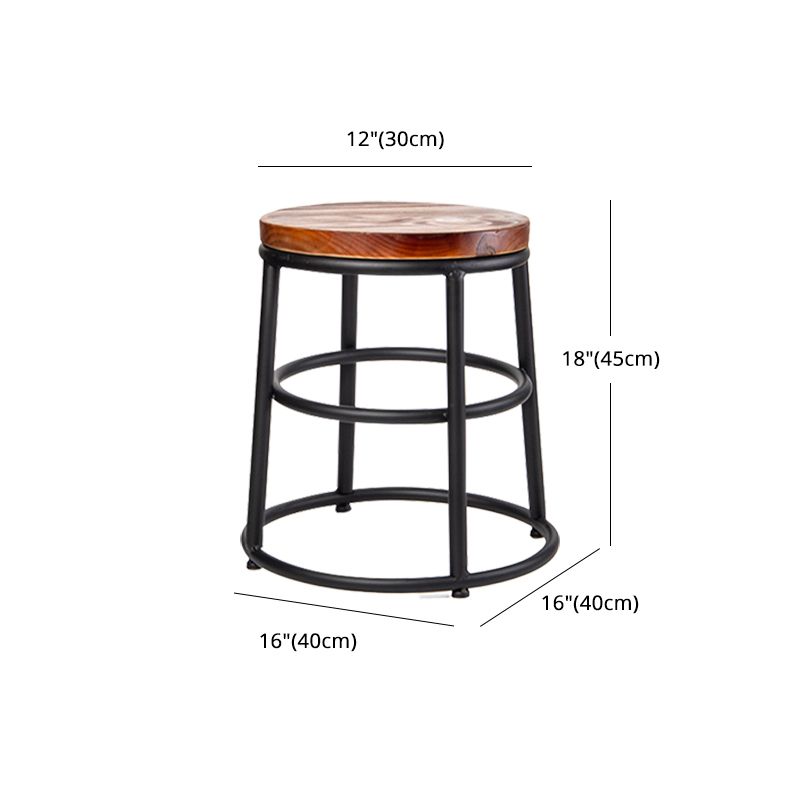 Taburete de bar industrial de madera marrón, taburete alto para interiores envejecido con asiento redondo