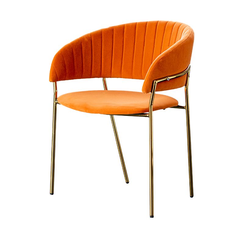 Scandinave Style Open Back Dining Catt Widing Couber Chaises de salle à manger avec des jambes dorées