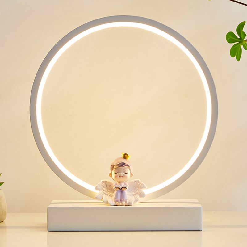 Modern Style Circle Shape Table Light Metal 1 Light Nightstand Lamps for Table