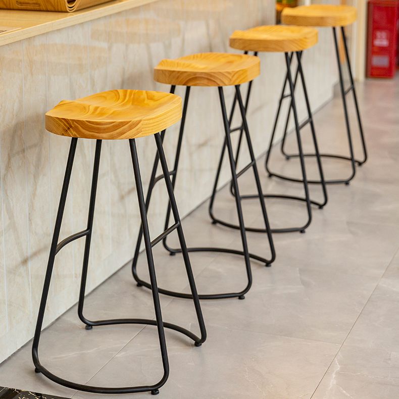 Modern Contoured Seat Pine Solid Wood Bar Stool with Iron Base