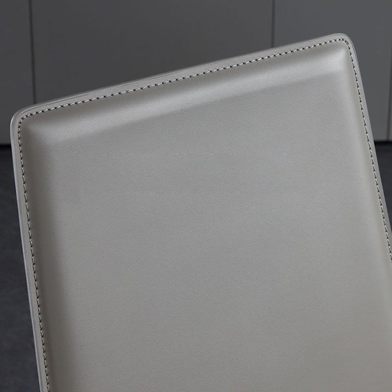 Silla sin brazos de comedor de cuero moderno, sillas de comedor de metal para uso doméstico
