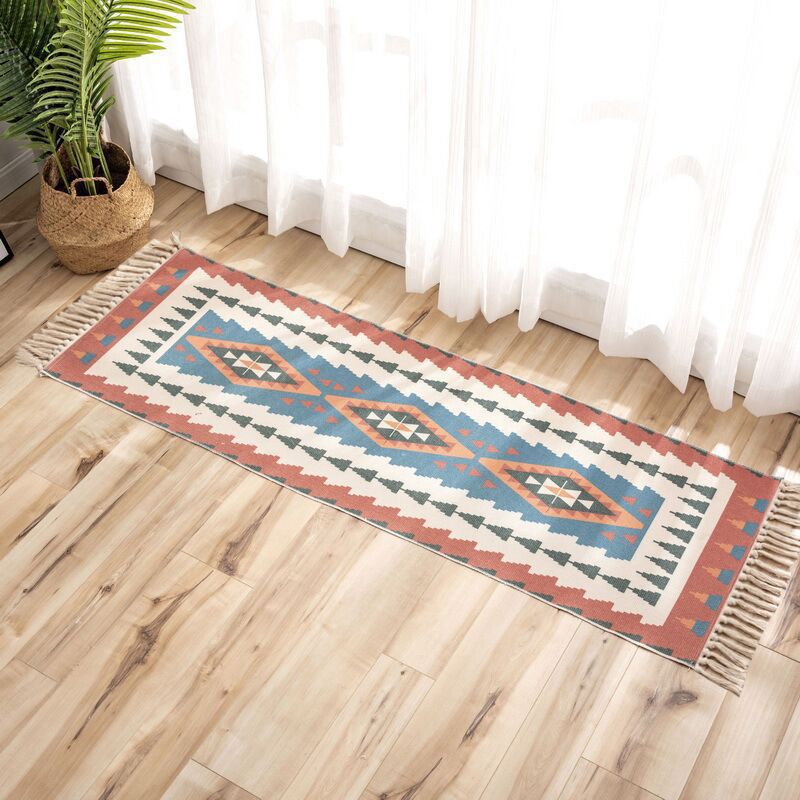 Nostalgia Tribal Pattern Rug Multi Colored Synthetics Area Rug Pet Friendly Easy Care Carpet with Fringe for Bedroom