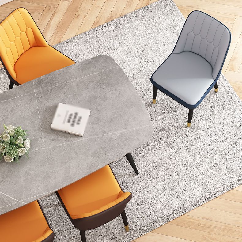 Silla de comedor de metal de estilo escandinavo, silla sin brazos con respaldo sólido