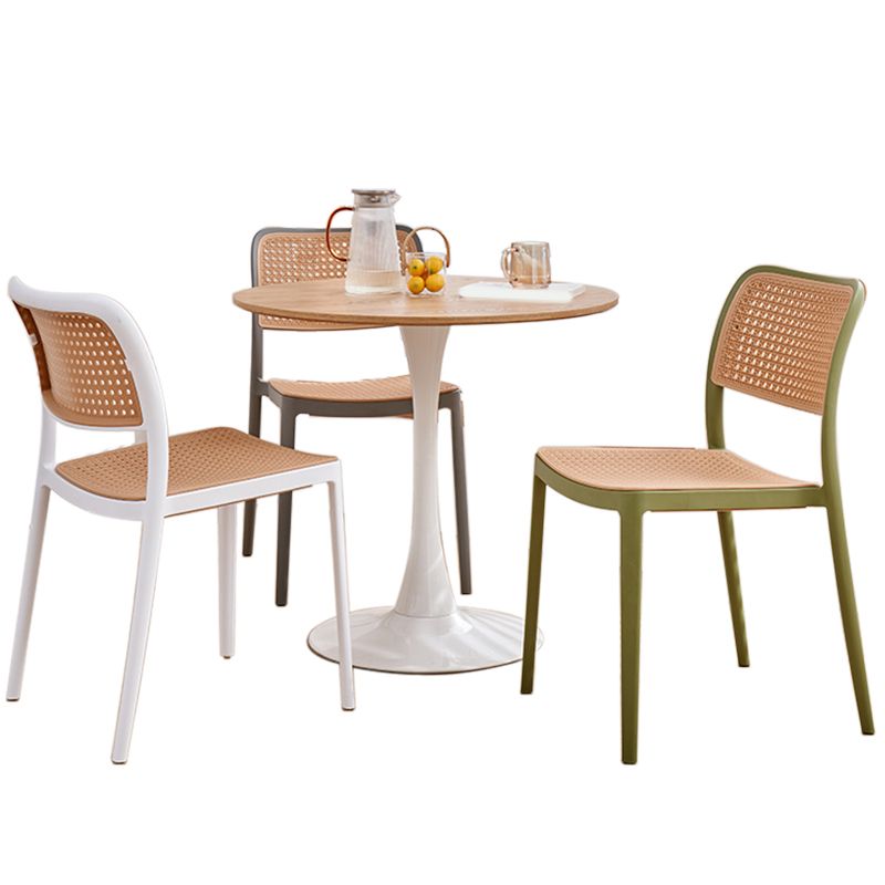 Round Dining Table Modern Natural Wooden Tabletop with Tulip Base