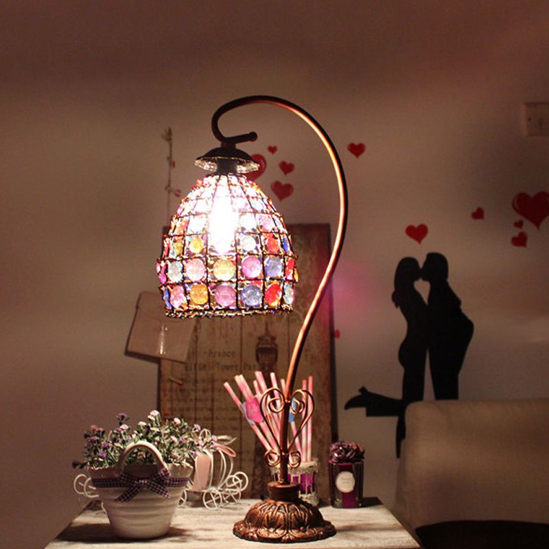 Mesa de dormitorio de cuello de cisne luz bohemio acrílico 1 bombilla lámpara de noche de cobre con tono de campana con cuentas