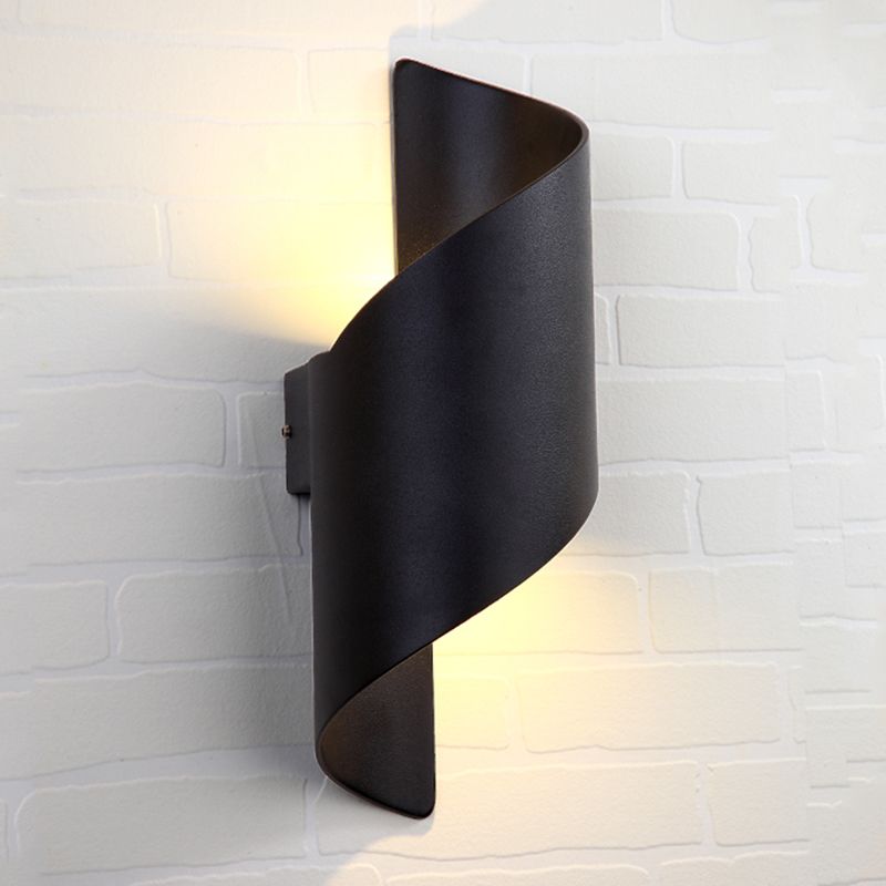 Unique Shade Metal Wall Sconce Modern Style 1-Light Wall Lighting Fixtures